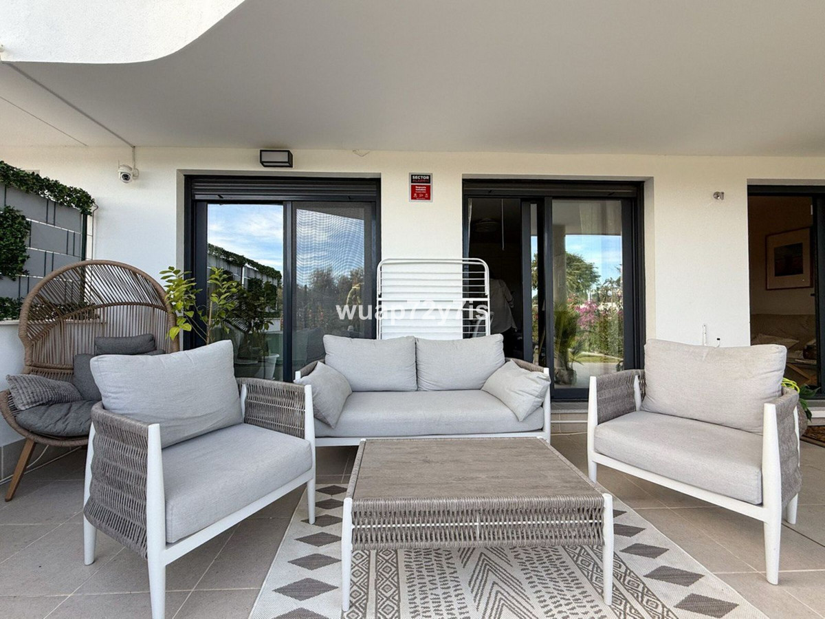 Se vende Apartamento Planta Baja de 2 dormitorios en Costa Del Sol, Málaga, España