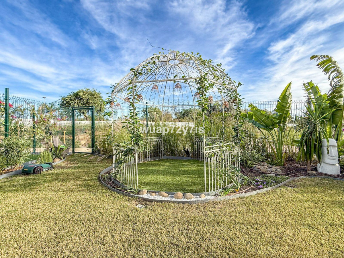Se vende Apartamento Planta Baja de 2 dormitorios en Costa Del Sol, Málaga, España