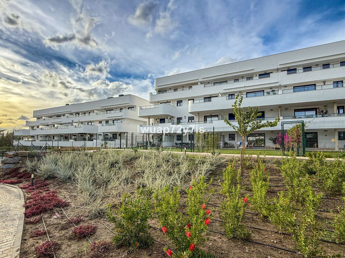 Se vende Apartamento Planta Baja de 2 dormitorios en Costa Del Sol, Málaga, España