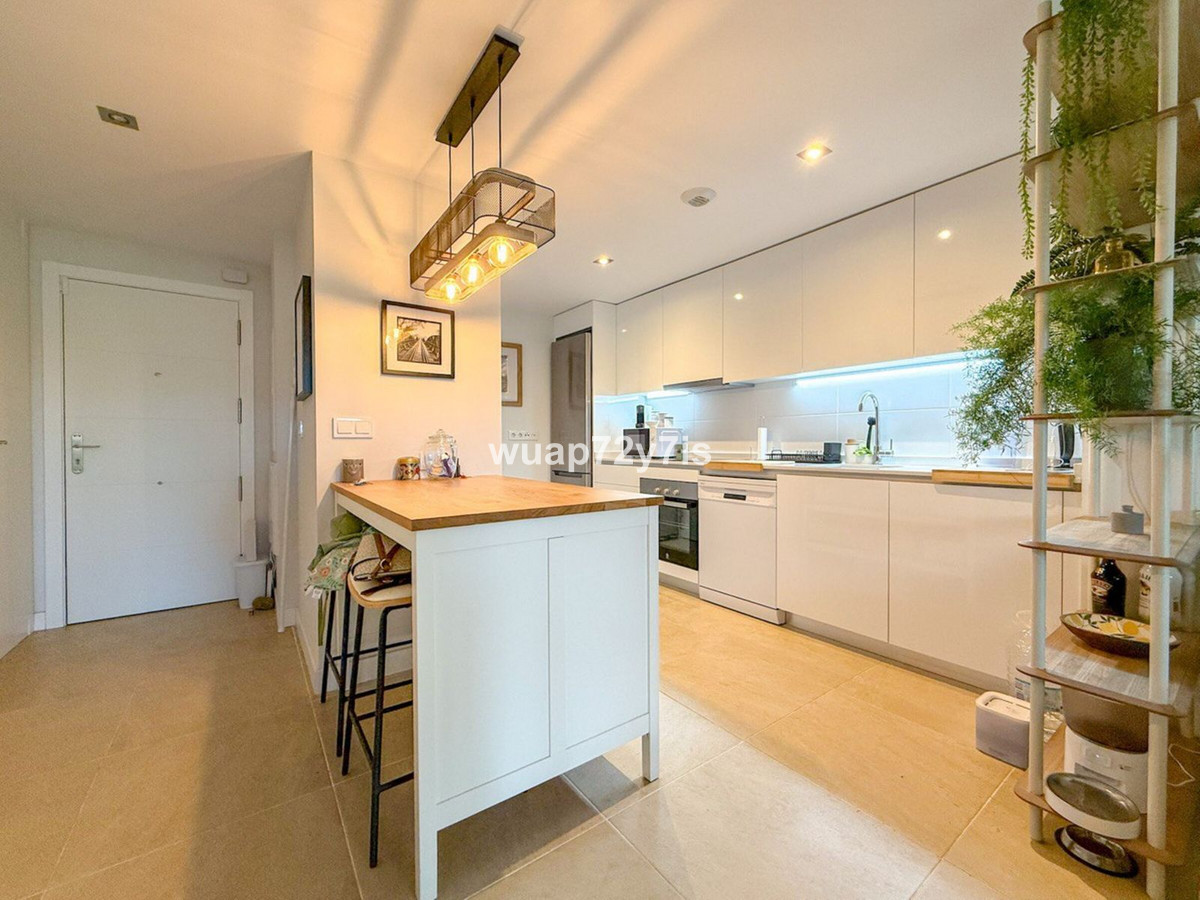 Se vende Apartamento Planta Baja de 2 dormitorios en Costa Del Sol, Málaga, España