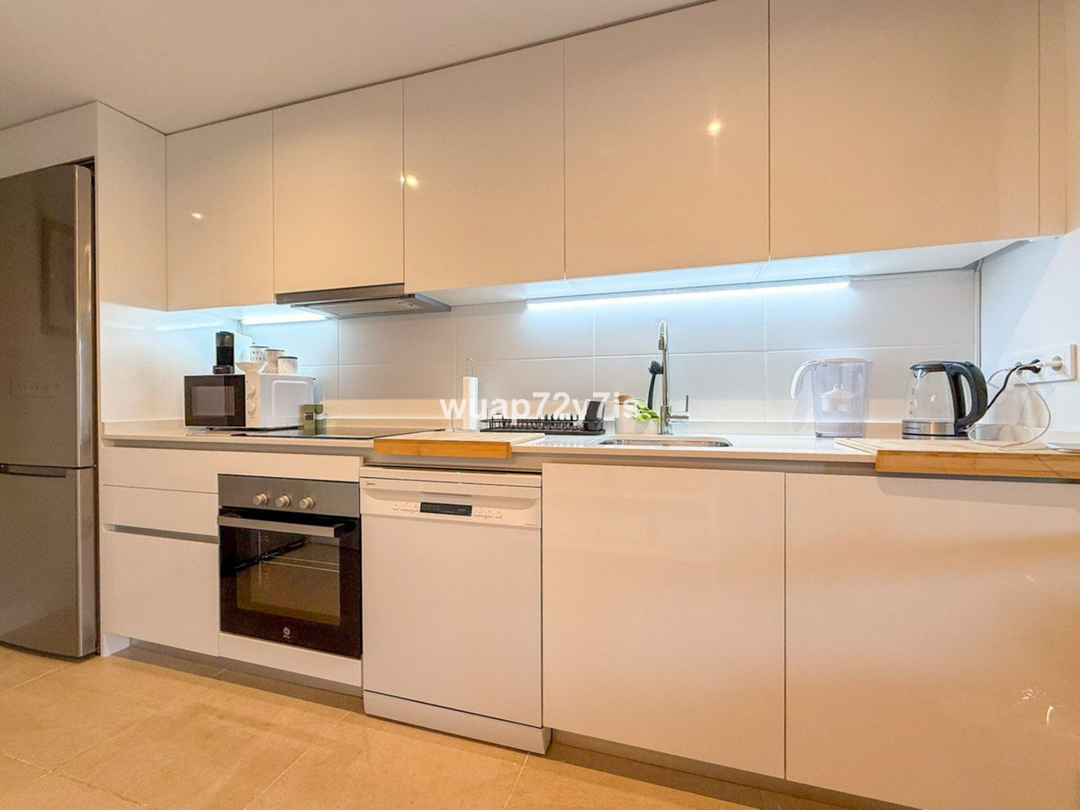 Se vende Apartamento Planta Baja de 2 dormitorios en Costa Del Sol, Málaga, España