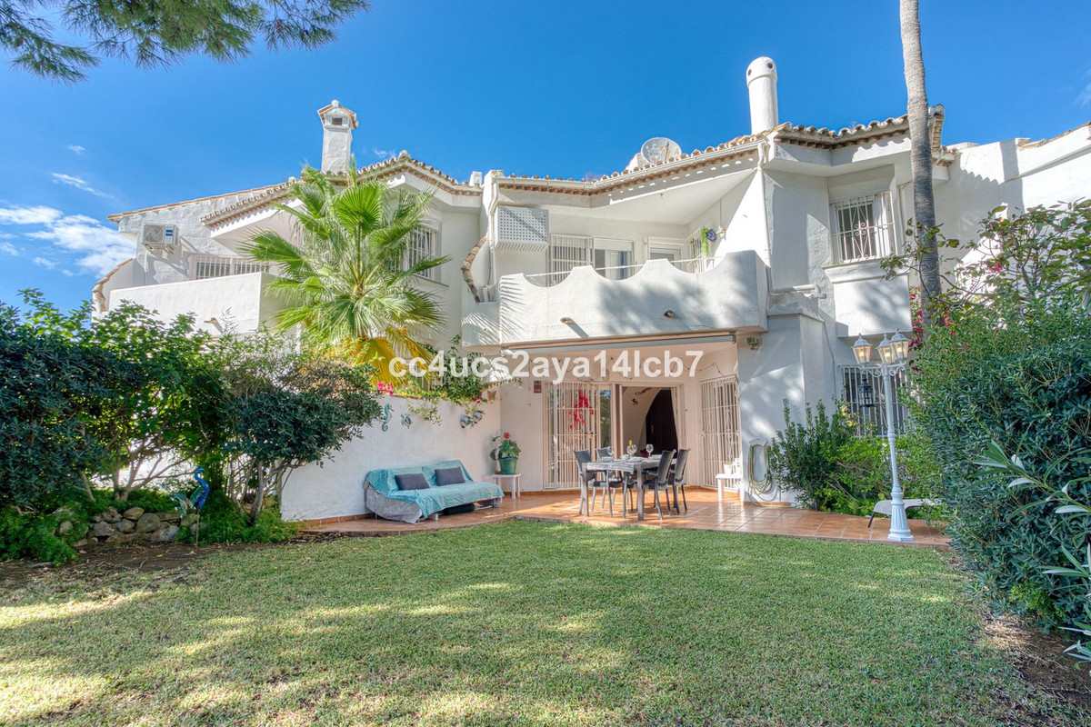 Se vende Adosada de 3 dormitorios en Costa Del Sol, Málaga, España