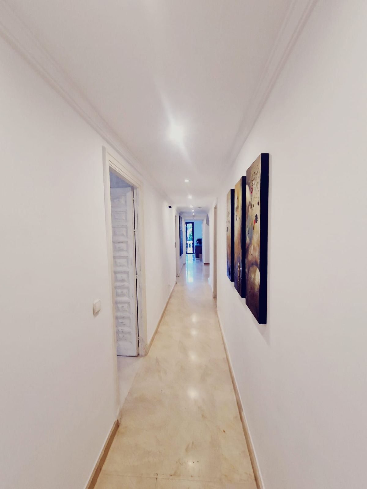 6 Bed Townhouse for sale in El Paraiso Costa Del Sol, Málaga, Spain