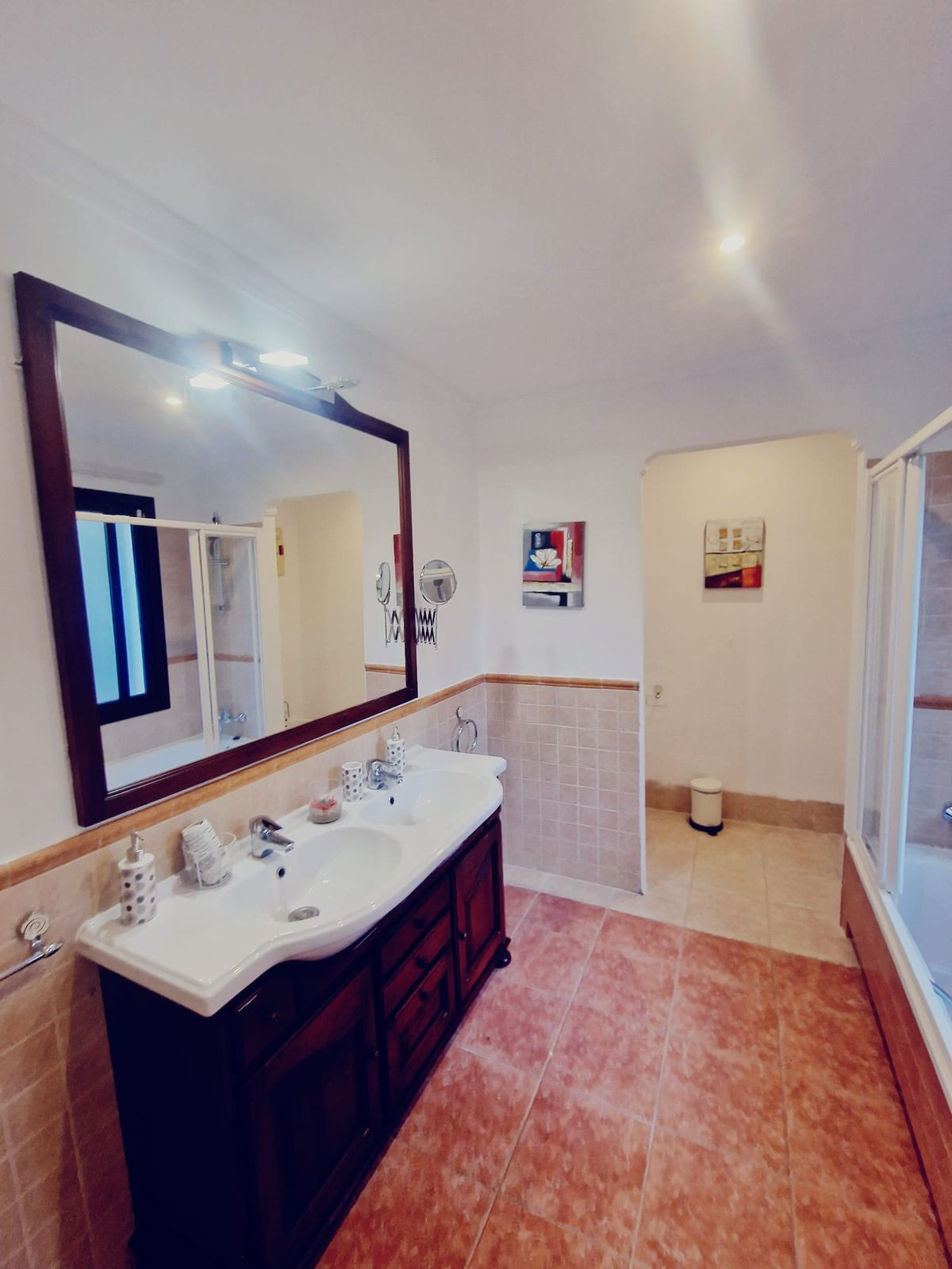 6 Bed Townhouse for sale in El Paraiso Costa Del Sol, Málaga, Spain