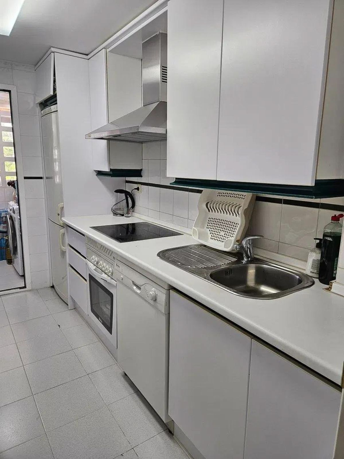 Se vende Apartamento Planta Media de 2 dormitorios en Costa Del Sol, Málaga, España