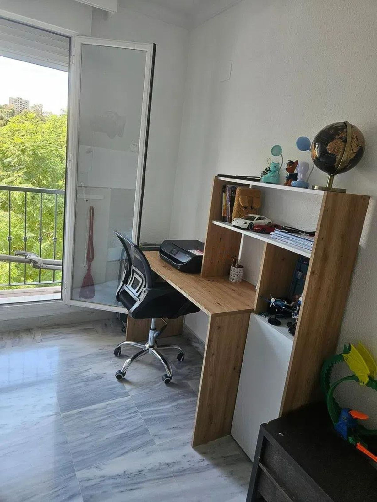Se vende Apartamento Planta Media de 2 dormitorios en Costa Del Sol, Málaga, España