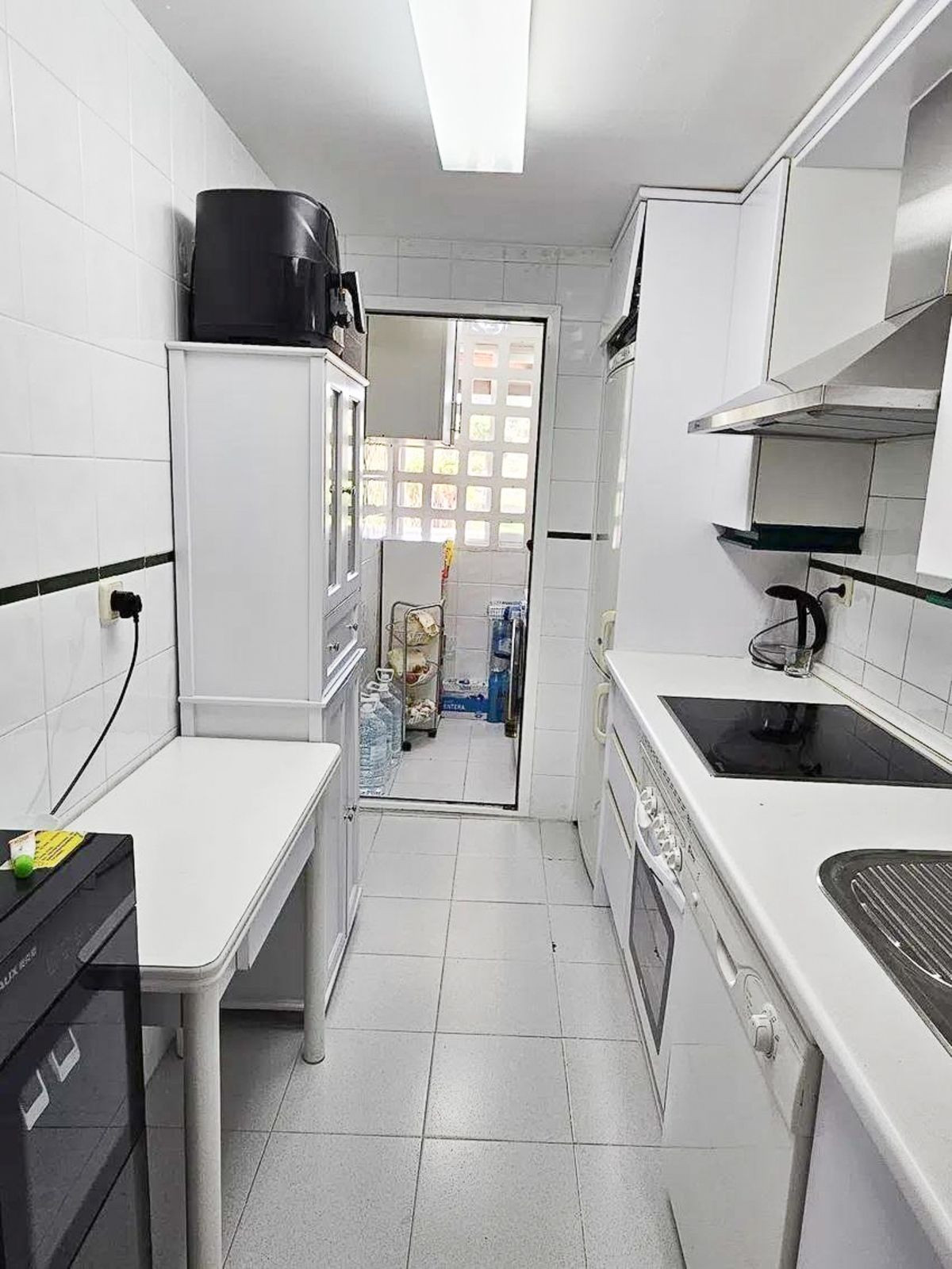 Se vende Apartamento Planta Media de 2 dormitorios en Costa Del Sol, Málaga, España