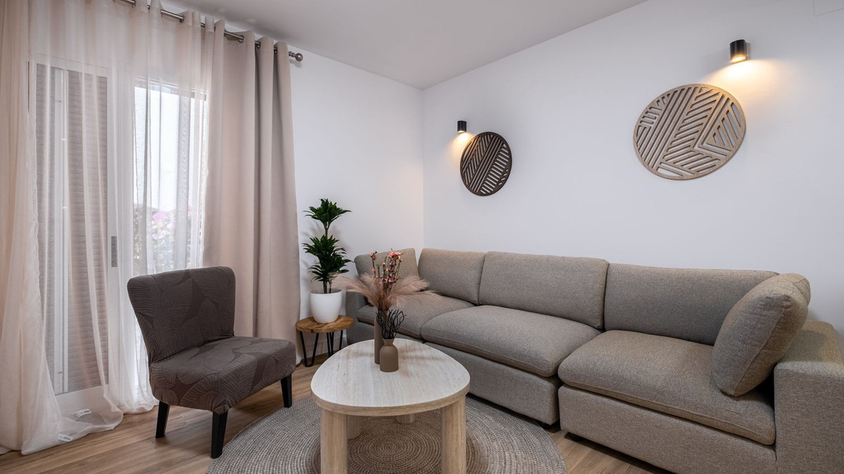 3 Bed Apartment for sale in Playa Flamenca Costa Blanca, Alicante, Spain
