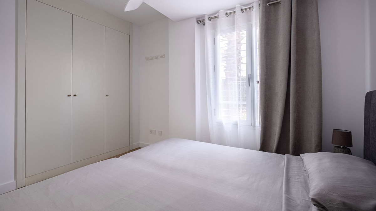 3 Bed Apartment for sale in Playa Flamenca Costa Blanca, Alicante, Spain