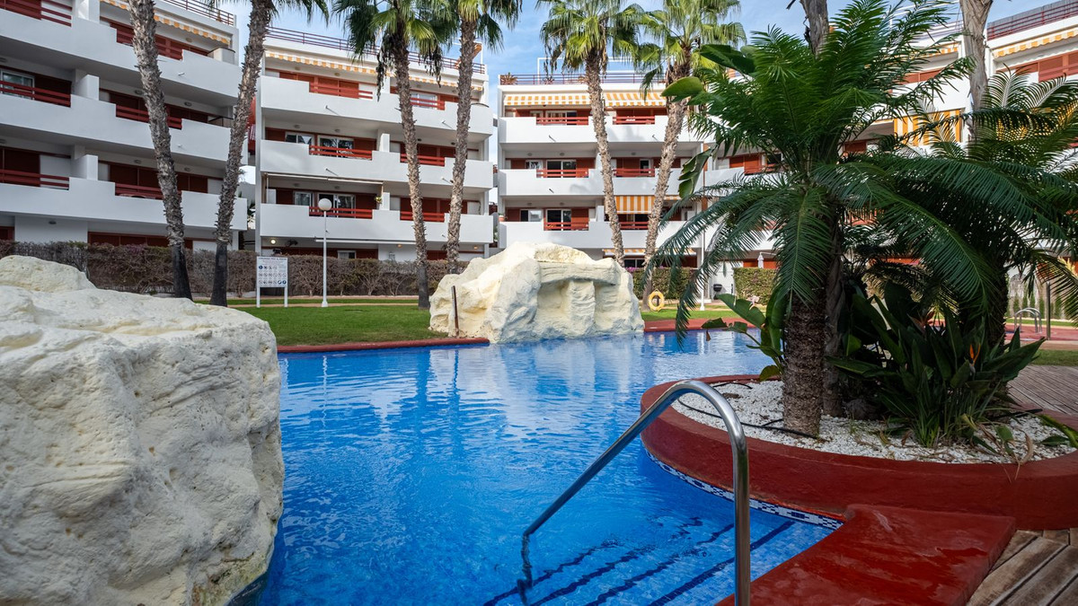 3 Bed Apartment for sale in Playa Flamenca Costa Blanca, Alicante, Spain