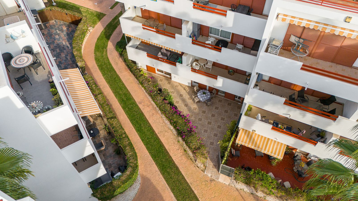 3 Bed Apartment for sale in Playa Flamenca Costa Blanca, Alicante, Spain
