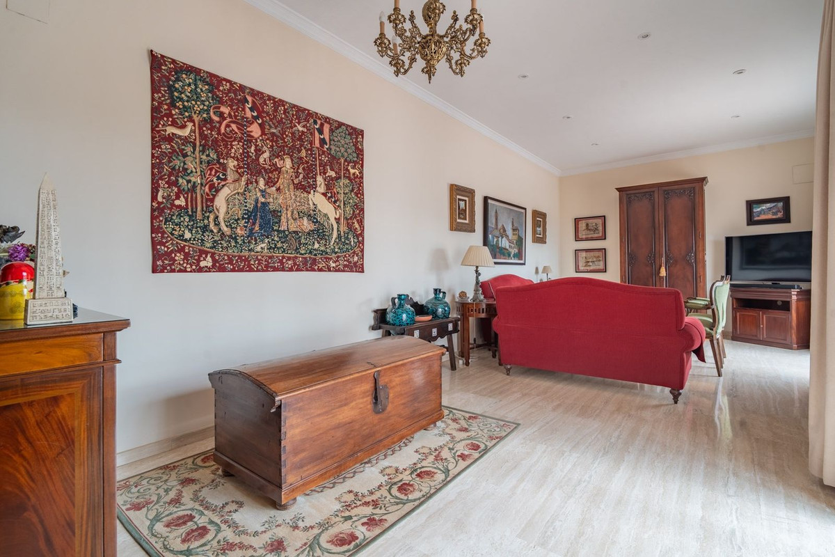 5 Bed Townhouse for sale in Pinares De San Antón Málaga Ciudad, Málaga, Spain