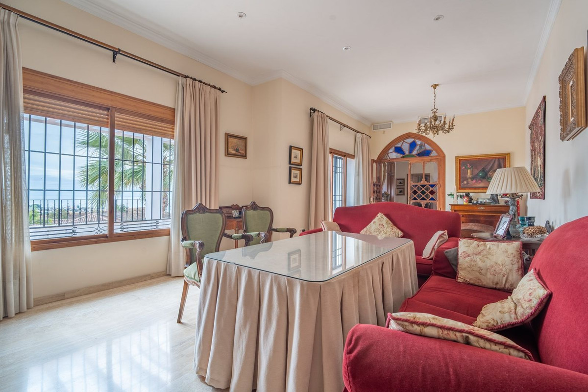 5 Bed Townhouse for sale in Pinares De San Antón Málaga Ciudad, Málaga, Spain