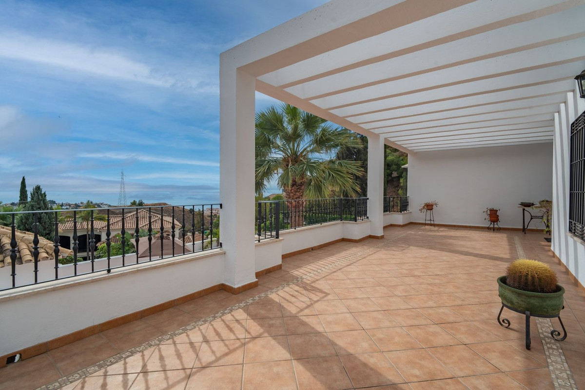 5 Bed Townhouse for sale in Pinares De San Antón Málaga Ciudad, Málaga, Spain