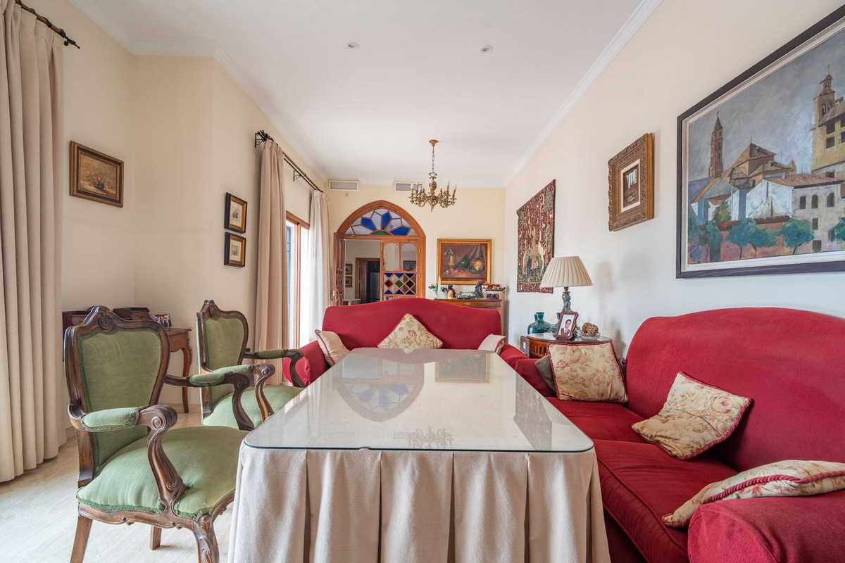 5 Bed Townhouse for sale in Pinares De San Antón Málaga Ciudad, Málaga, Spain