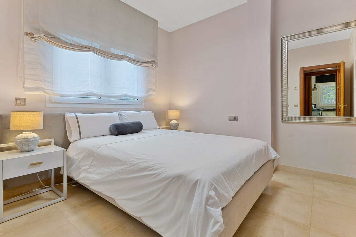 6 Bed Townhouse for sale in Benalmadena Costa Costa Del Sol, Málaga, Spain