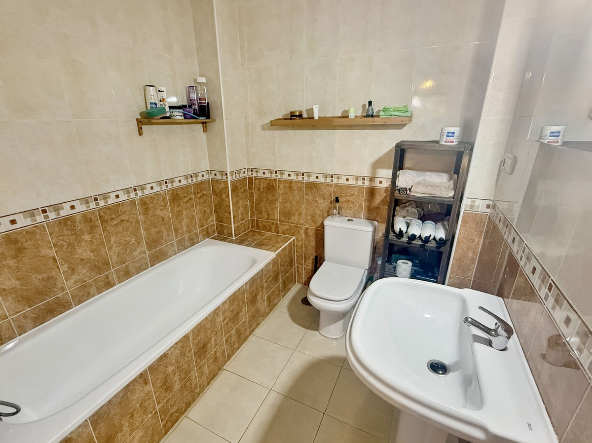 Se vende Dúplex de 2 dormitorios en Costa Del Sol East, Málaga, España