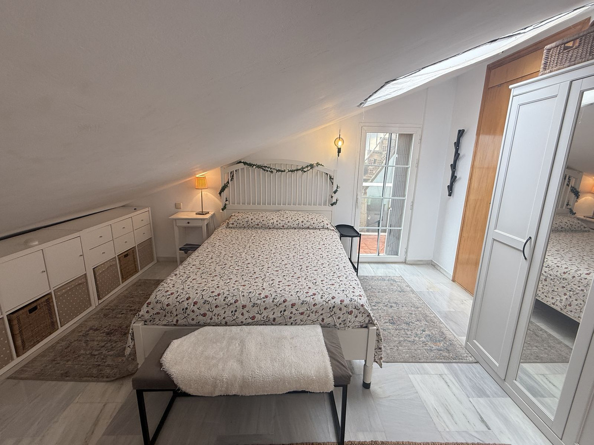 Se vende Dúplex de 2 dormitorios en Costa Del Sol East, Málaga, España