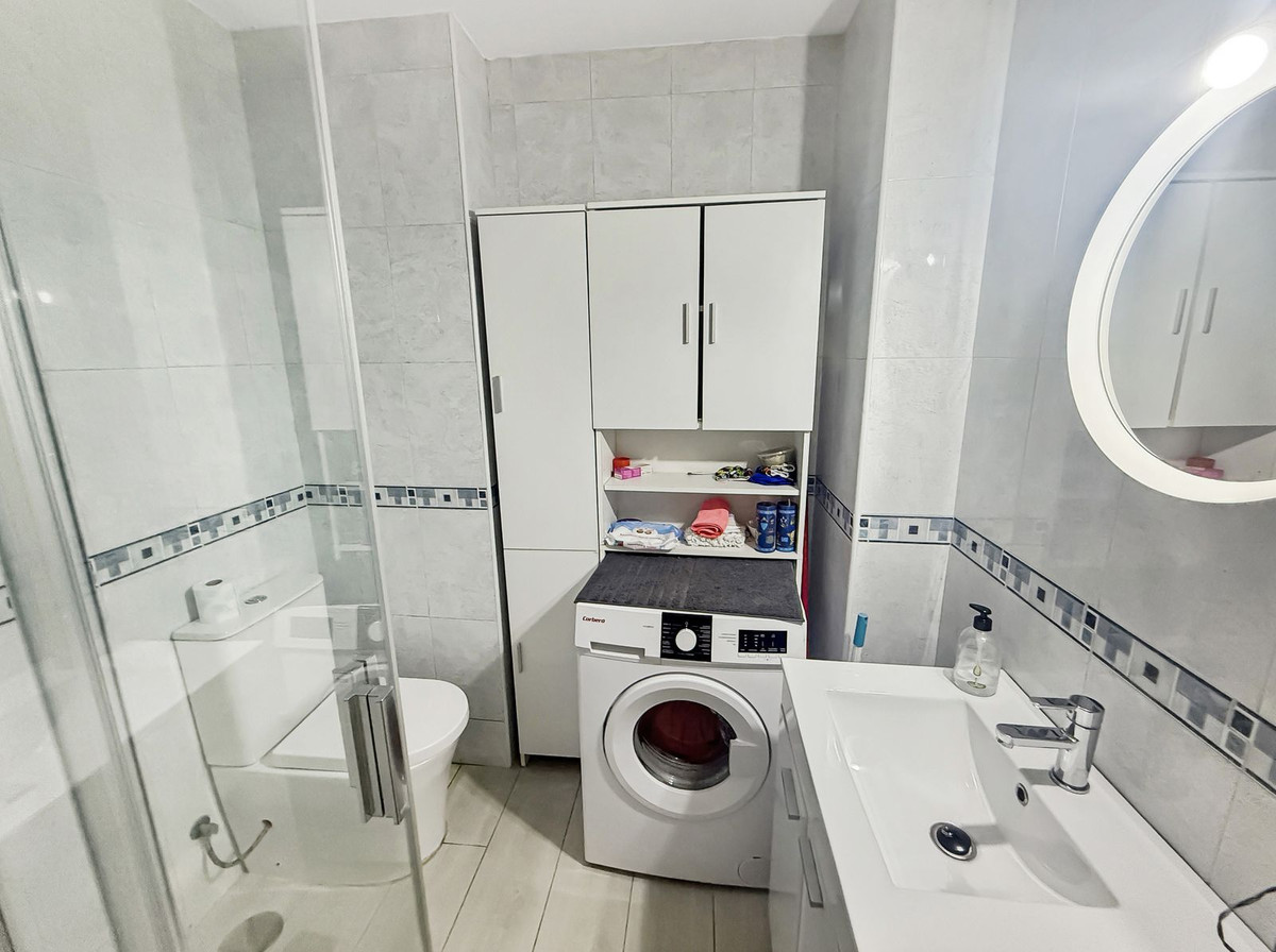 Se vende Dúplex de 2 dormitorios en Costa Del Sol East, Málaga, España