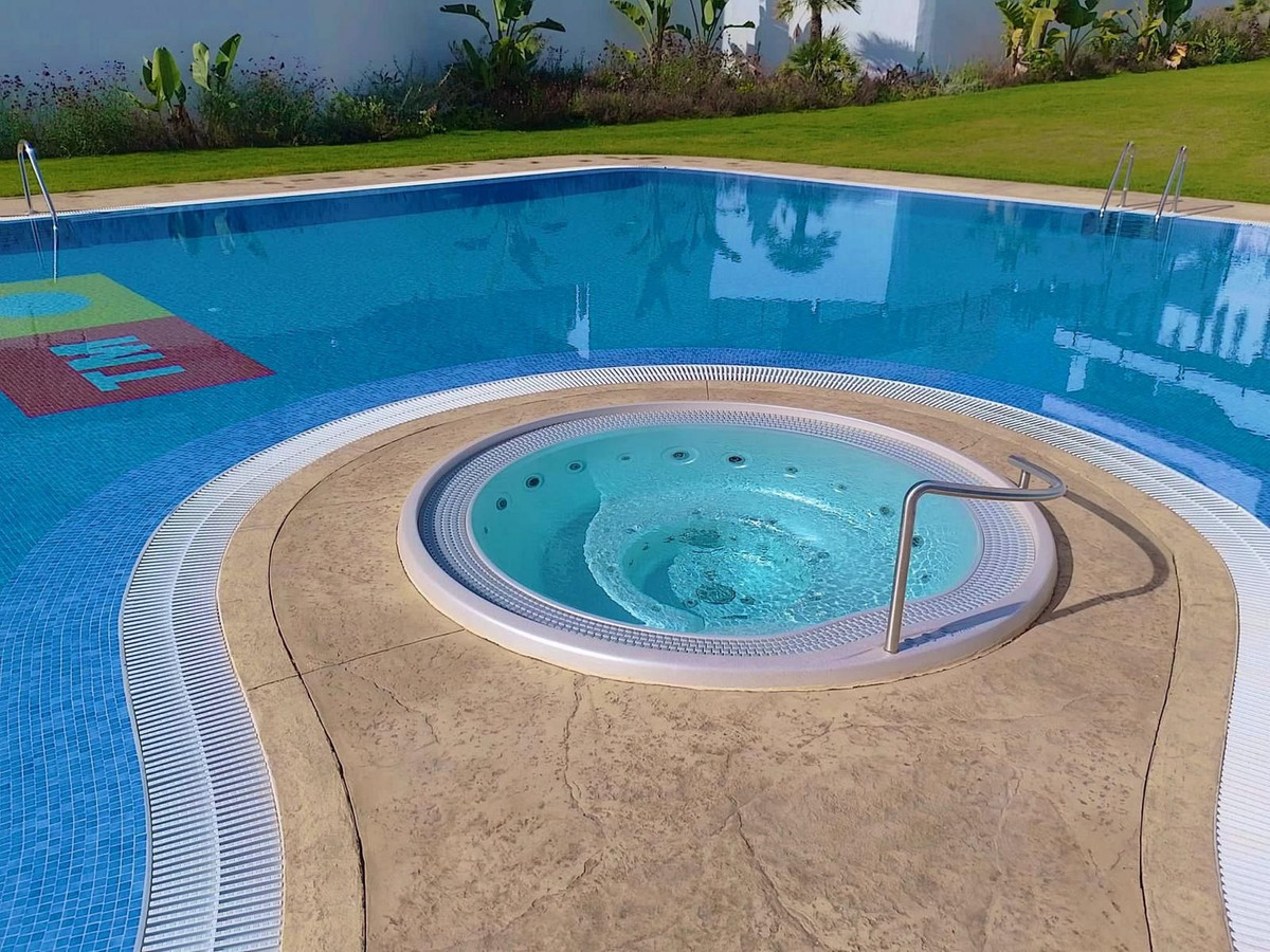 Se vende Apartamento Planta Media de 2 dormitorios en Costa Blanca, Alicante, España