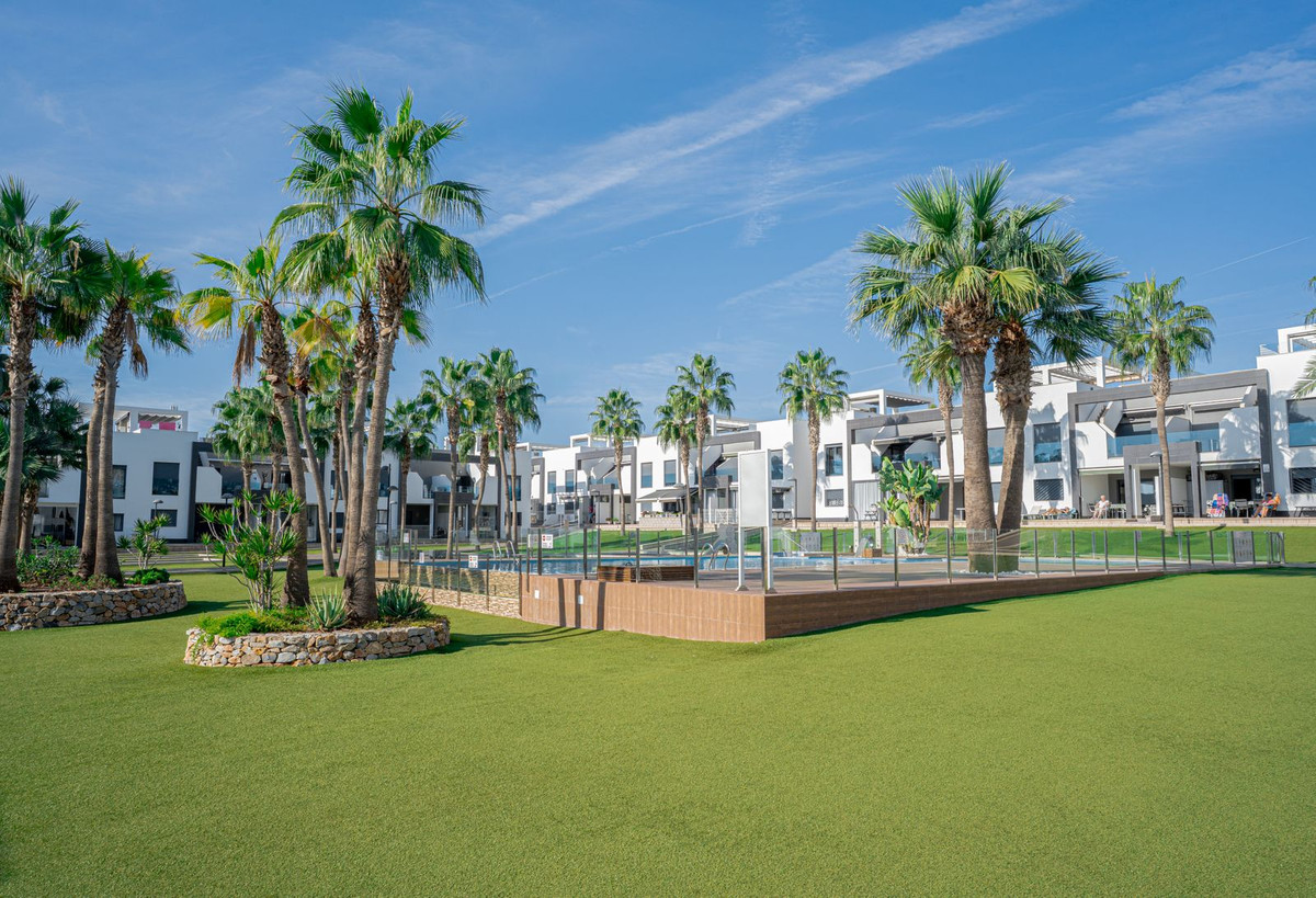 Se vende Apartamento Planta Baja de 2 dormitorios en Costa Blanca, Alicante, España