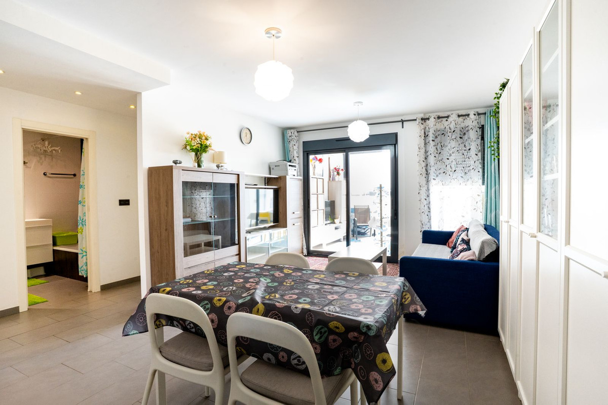 Se vende Apartamento Planta Baja de 2 dormitorios en Costa Blanca, Alicante, España