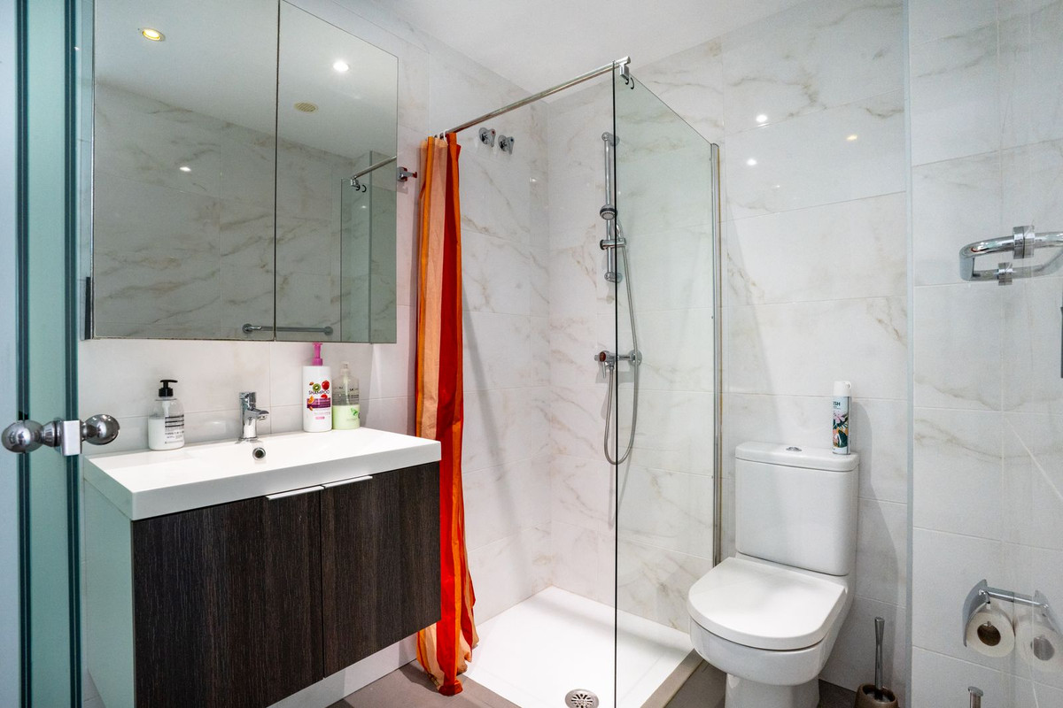 Se vende Apartamento Planta Baja de 2 dormitorios en Costa Blanca, Alicante, España