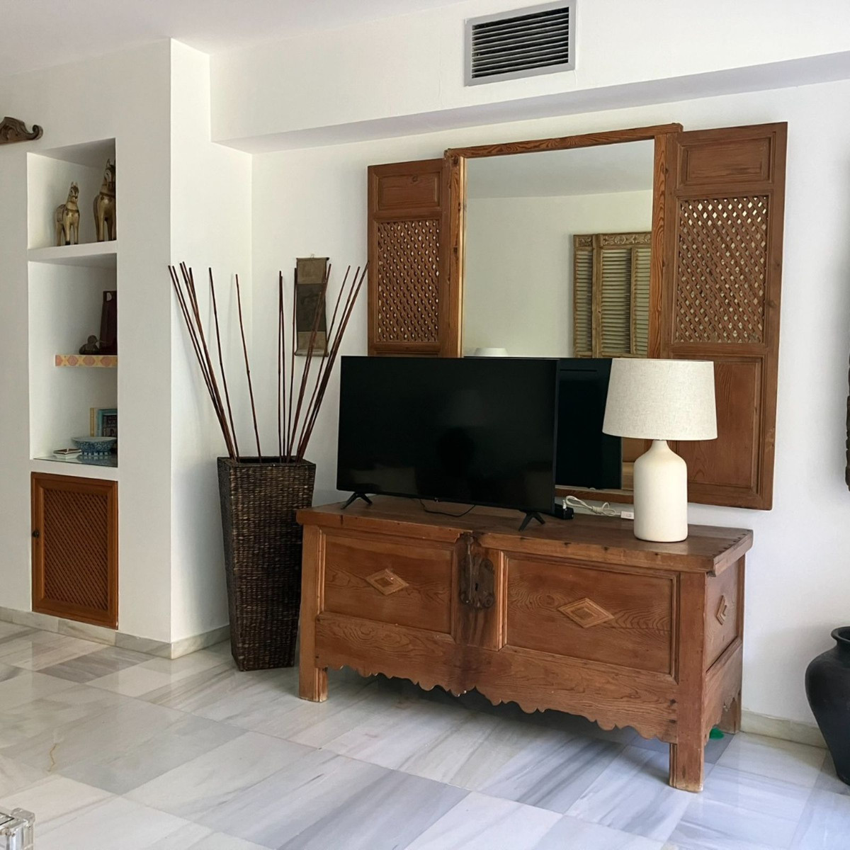 3 Bed Apartment for sale in Puerto Banús Costa Del Sol, Málaga, Spain