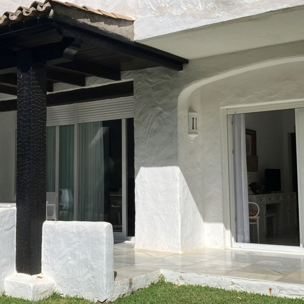 3 Bed Apartment for sale in Puerto Banús Costa Del Sol, Málaga, Spain