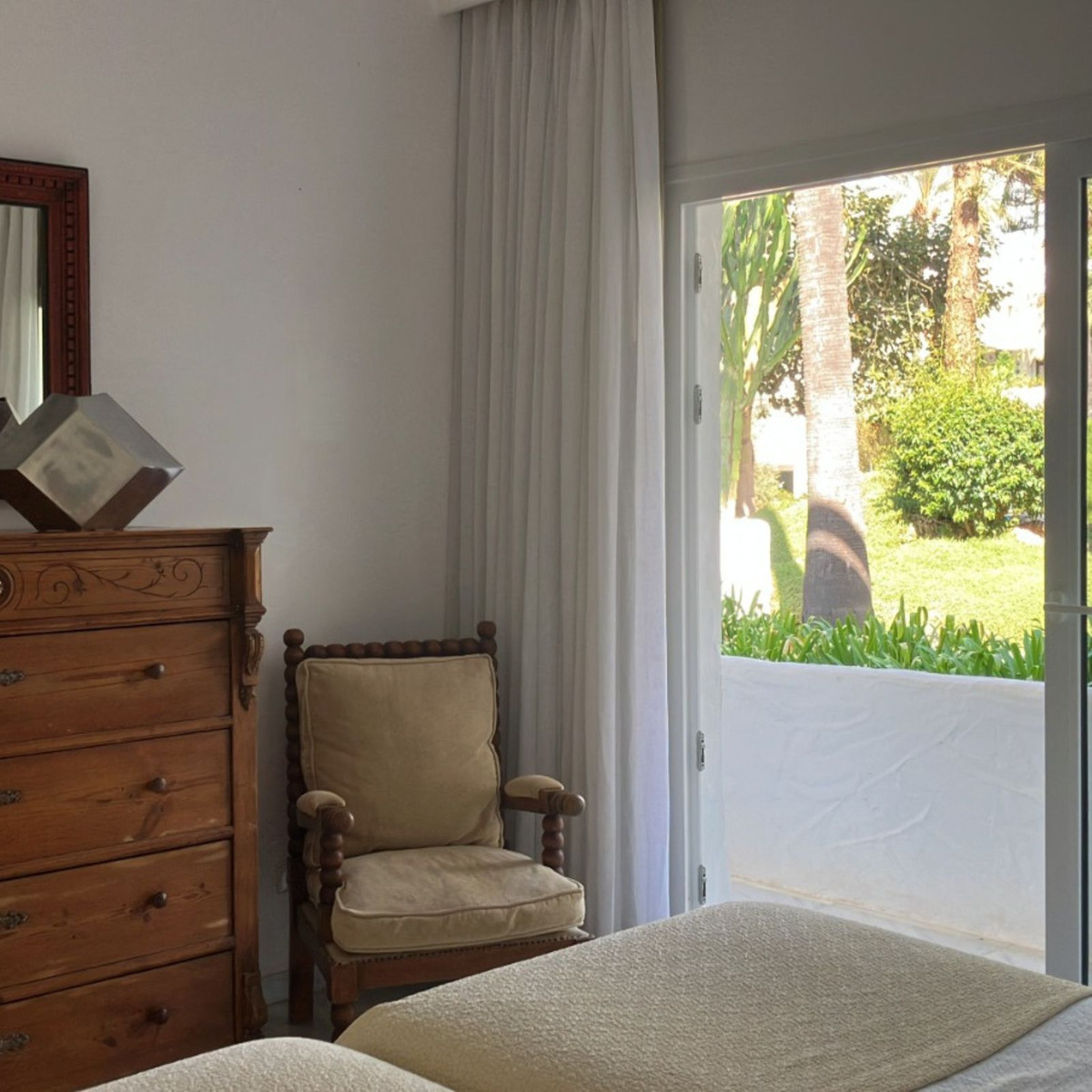 3 Bed Apartment for sale in Puerto Banús Costa Del Sol, Málaga, Spain