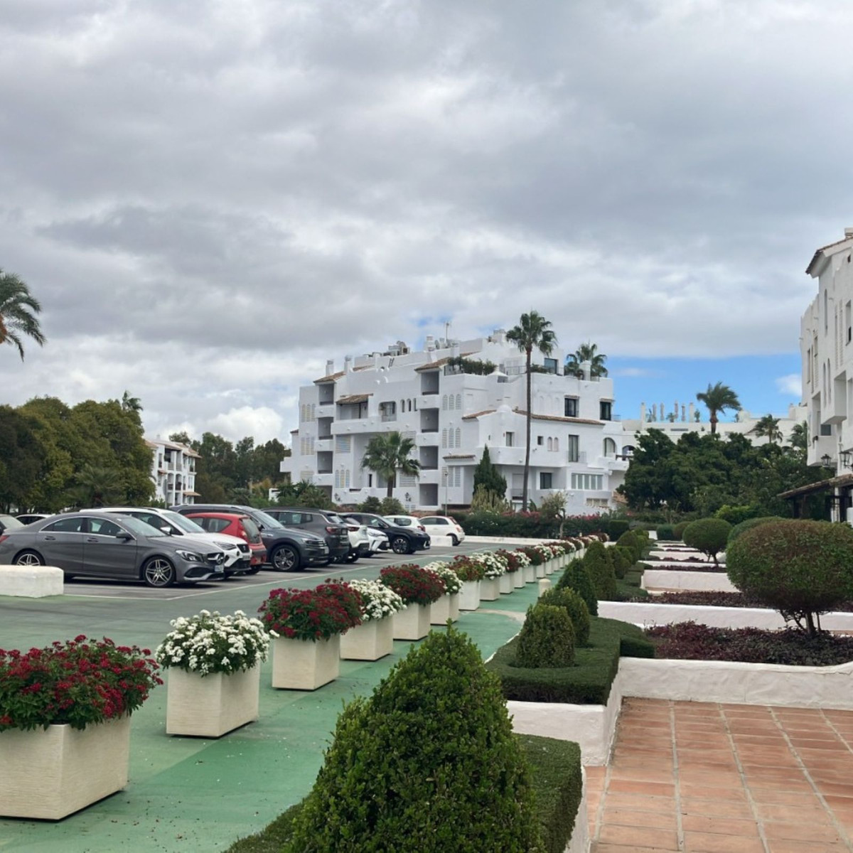 3 Bed Apartment for sale in Puerto Banús Costa Del Sol, Málaga, Spain