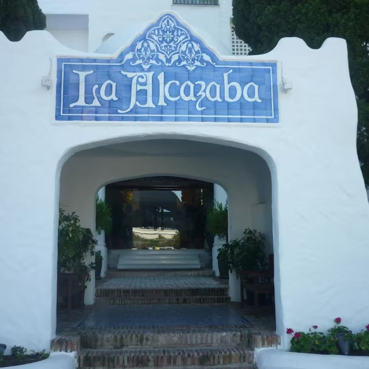 3 Bed Apartment for sale in Puerto Banús Costa Del Sol, Málaga, Spain