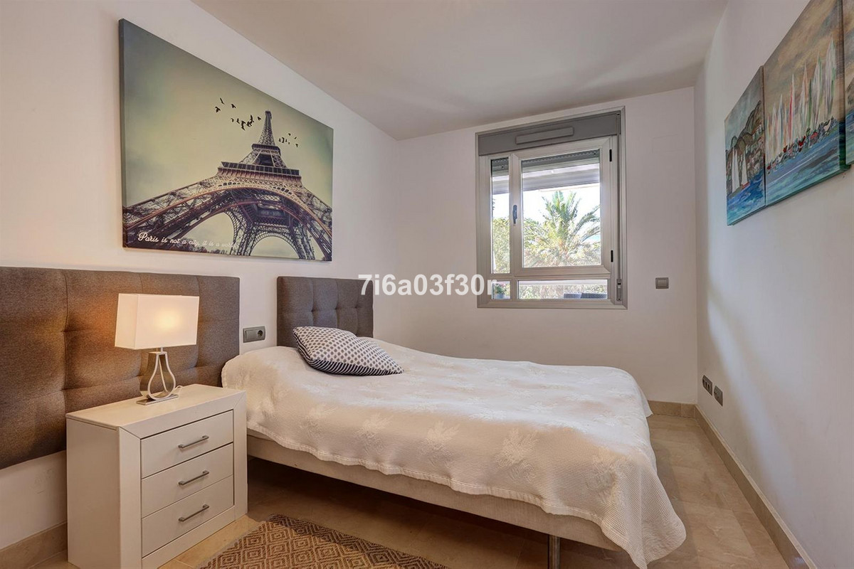 3 Bed Apartment for sale in San Pedro De Alcántara Costa Del Sol, Málaga, Spain
