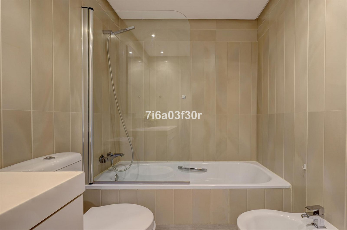 3 Bed Apartment for sale in San Pedro De Alcántara Costa Del Sol, Málaga, Spain