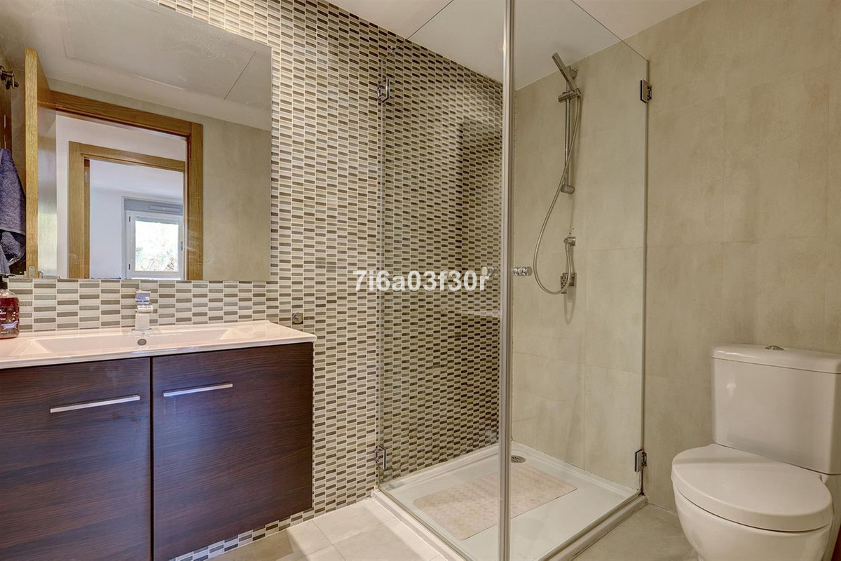 3 Bed Apartment for sale in San Pedro De Alcántara Costa Del Sol, Málaga, Spain