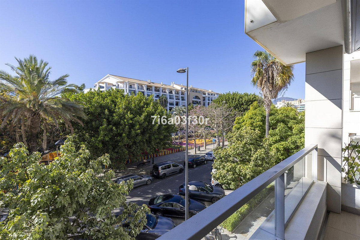 3 Bed Apartment for sale in San Pedro De Alcántara Costa Del Sol, Málaga, Spain