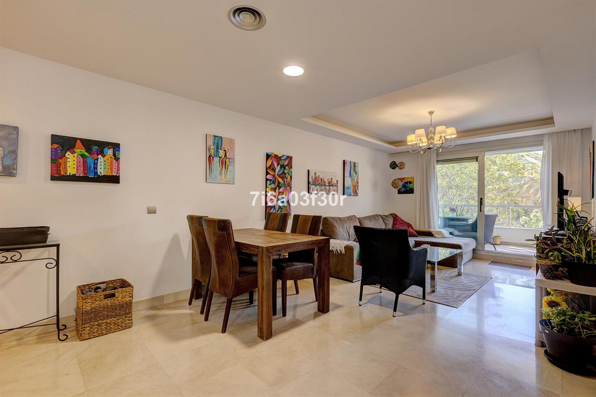 3 Bed Apartment for sale in San Pedro De Alcántara Costa Del Sol, Málaga, Spain