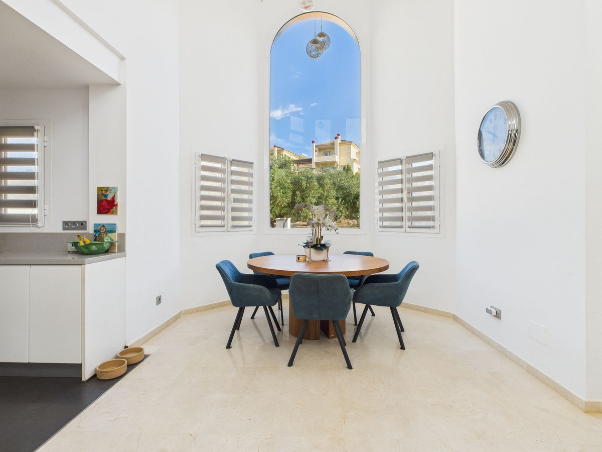 Se vende Ático de 3 dormitorios en Costa Del Sol, Cadiz, España