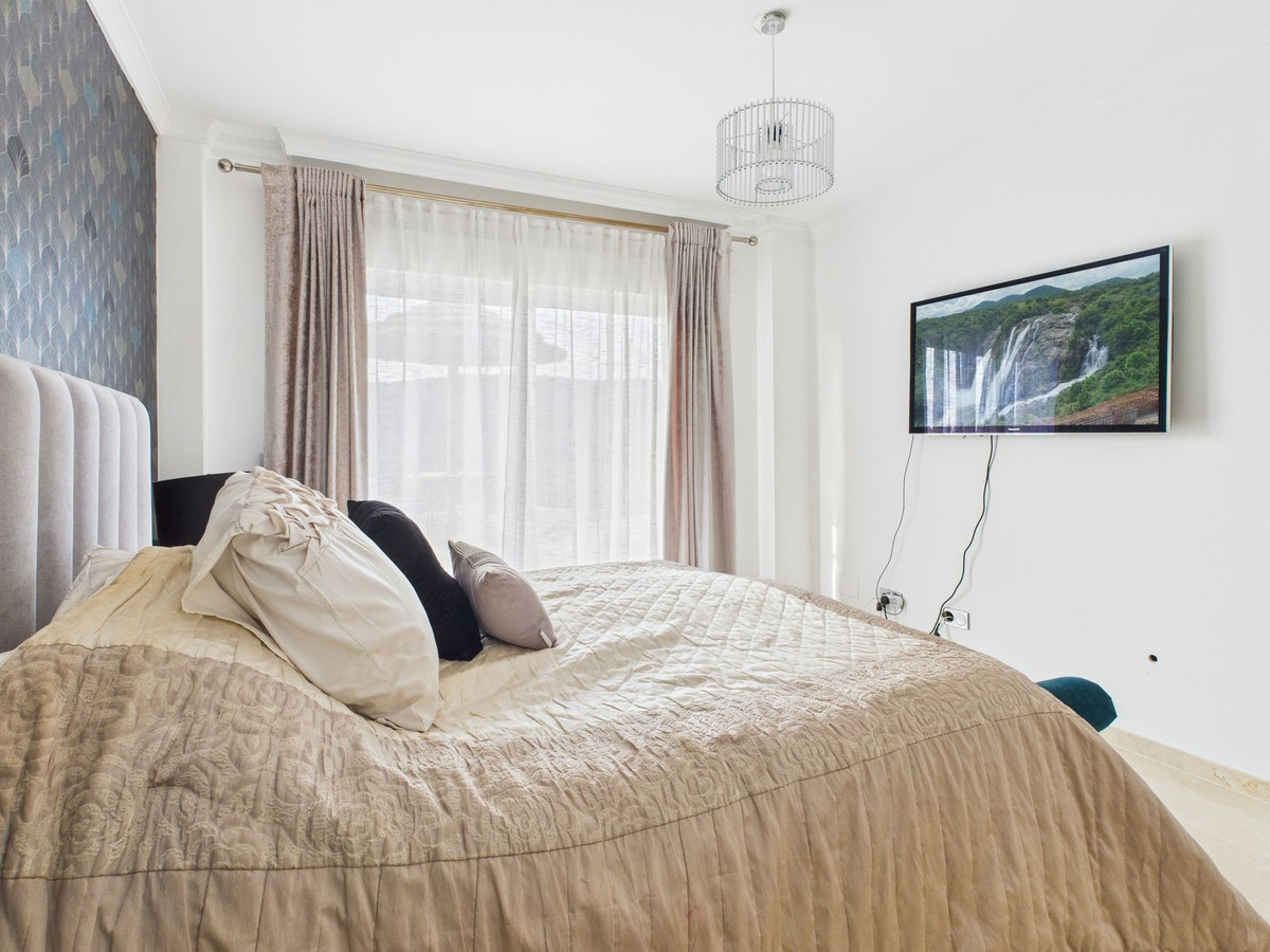 Se vende Ático de 3 dormitorios en Costa Del Sol, Cadiz, España