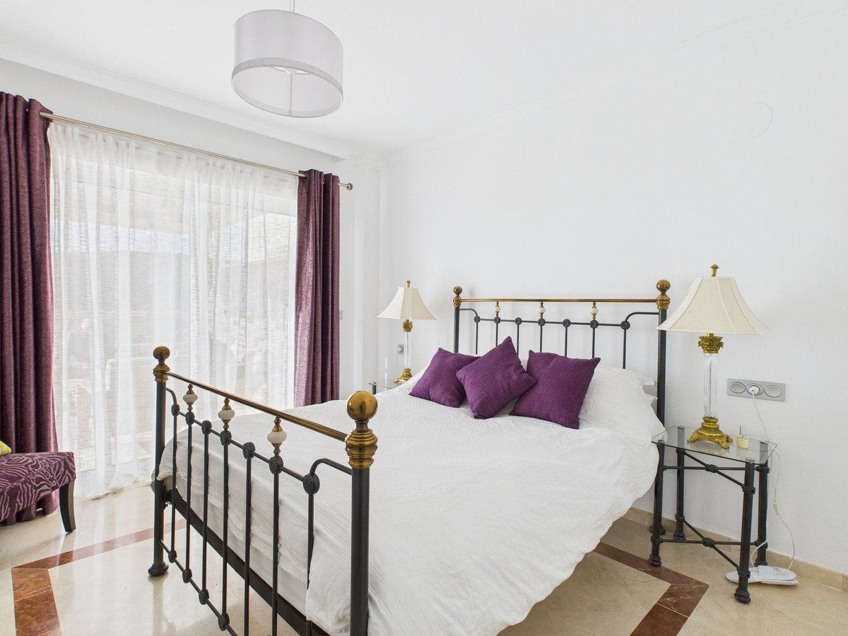 Se vende Ático de 3 dormitorios en Costa Del Sol, Cadiz, España