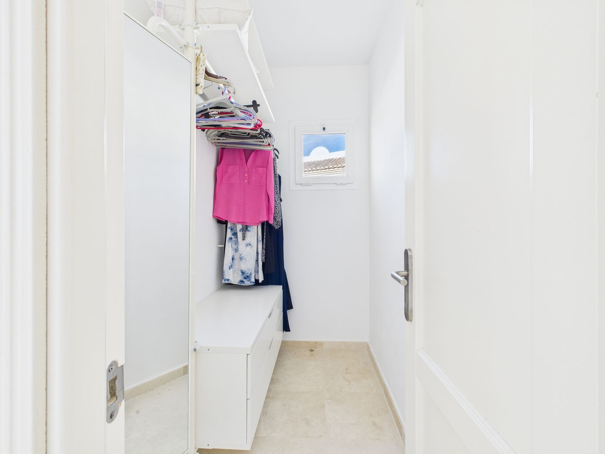 Se vende Ático de 3 dormitorios en Costa Del Sol, Cadiz, España