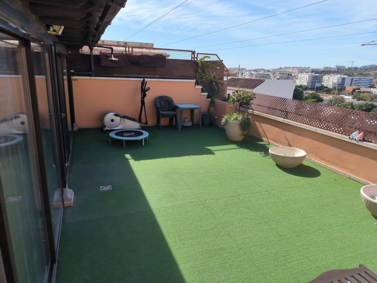3 Bed Apartment for sale in Estepona Costa Del Sol, Málaga, Spain
