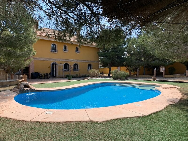 6 Bed Townhouse for sale in Ciudad Quesada Costa Blanca, Alicante, Spain