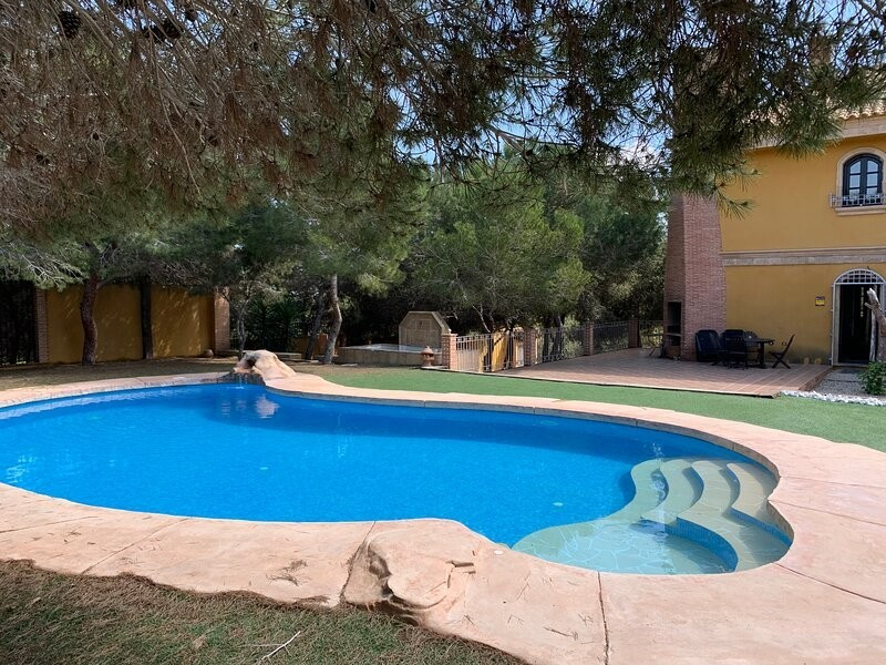 6 Bed Townhouse for sale in Ciudad Quesada Costa Blanca, Alicante, Spain