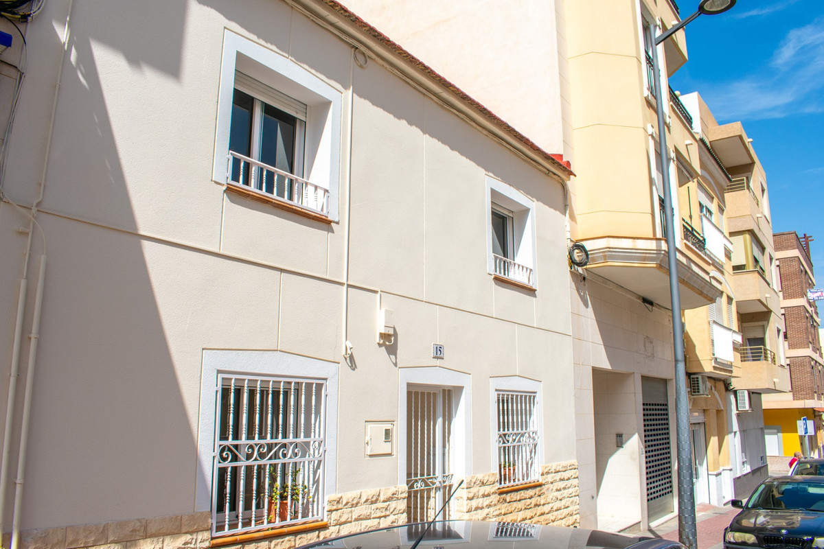 Se vende Adosada de 3 dormitorios en Costa Blanca, Alicante, España