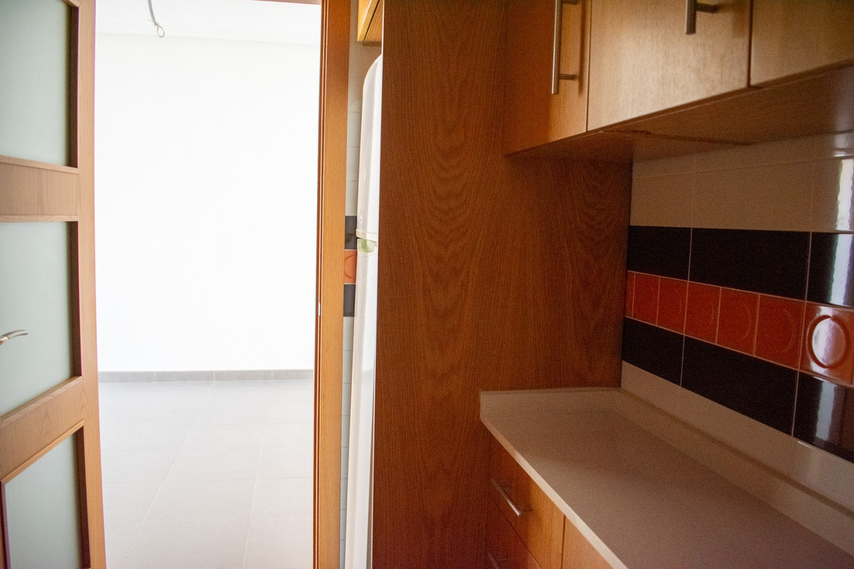 Se vende Apartamento Planta Media de 2 dormitorios en Costa Blanca, Alicante, España