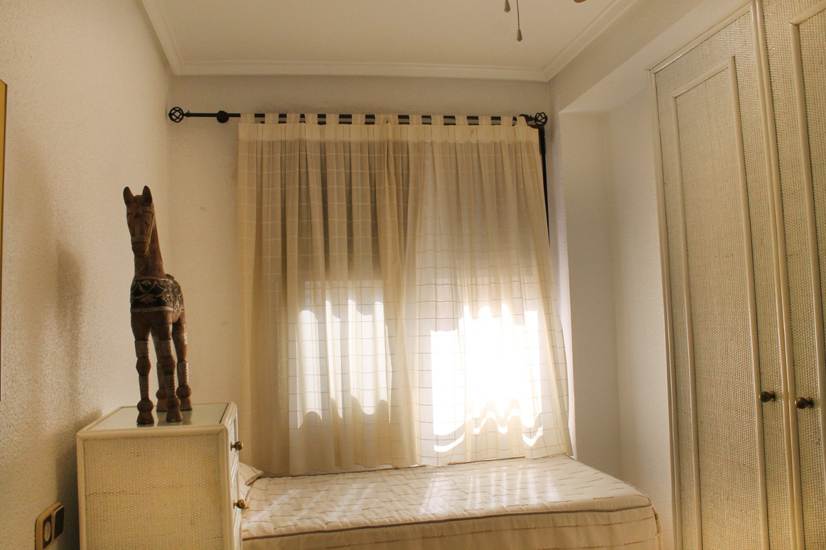 4 Bed Apartment for sale in Santa Pola Costa Blanca, Alicante, Spain