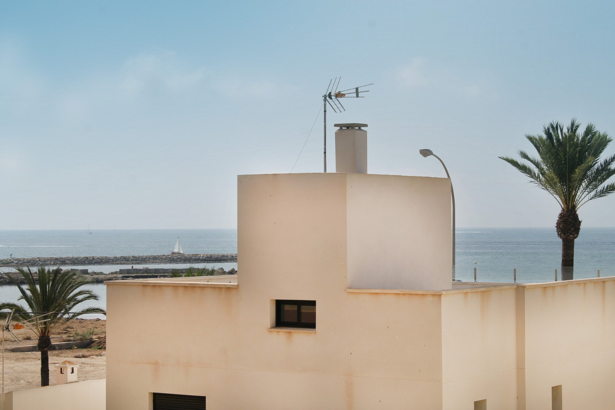 4 Bed Apartment for sale in Santa Pola Costa Blanca, Alicante, Spain