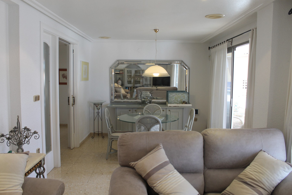 4 Bed Apartment for sale in Santa Pola Costa Blanca, Alicante, Spain