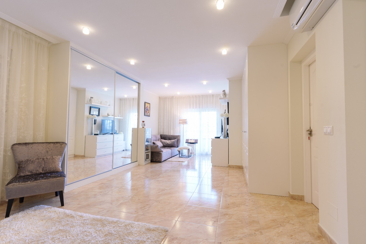 7 Bed Townhouse for sale in Los Balcones Costa Blanca, Alicante, Spain